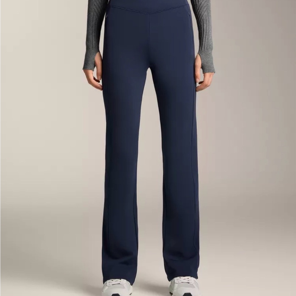 OYSHO Thermal Navy Straight Leg Women's Pants